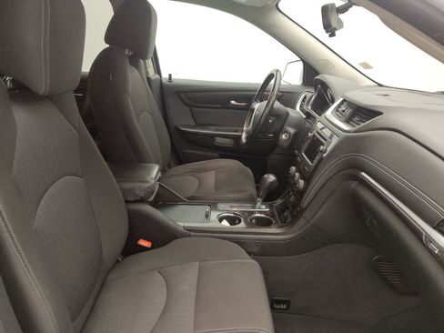 Used 2017 Chevrolet Traverse LT w/ Style and Technology Package FWD image 21