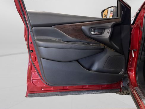 Used 2024 Nissan Murano SV image 15