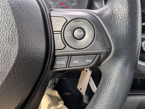 Used 2025 Toyota Corolla LE FWD image 24