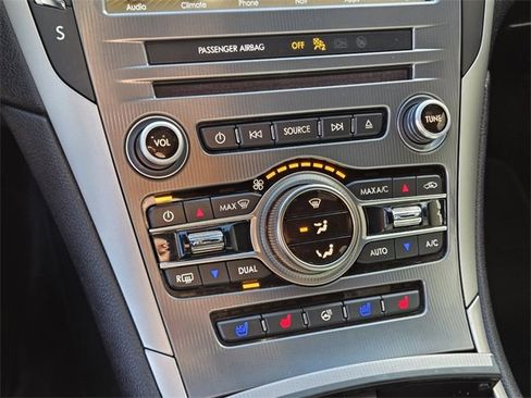 Used 2017 Lincoln MKZ Reserve w/ Luxury Package image 21