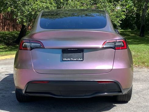 Used 2022 Tesla Model Y Long Range AWD/4WD image 7