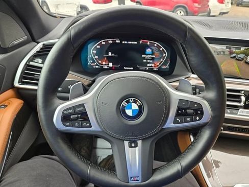 Used 2022 BMW X5 M50i w/ Executive Package AWD/4WD image 22
