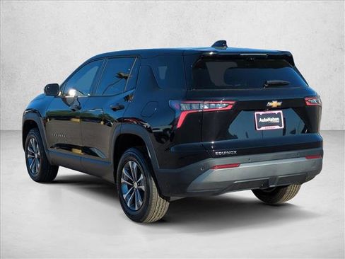 New 2026 Chevrolet Equinox LT w/ Safety and Technology Package FWD image 9