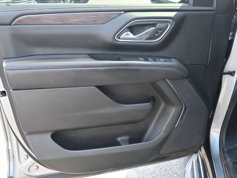 Used 2024 Chevrolet Tahoe LS image 15