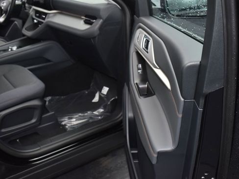 New 2026 Ford Explorer Active image 17