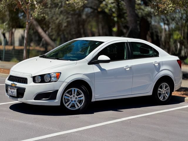 Used 2015 Chevrolet Sonic LT FWD image 9