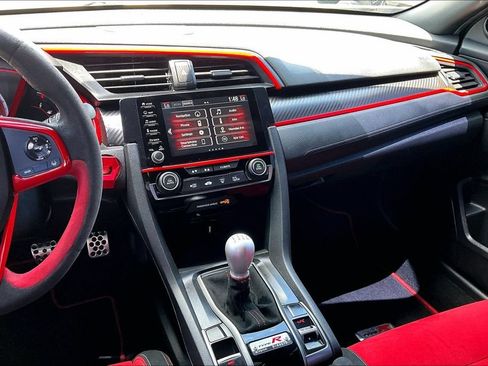 Used 2021 Honda Civic Type R image 8