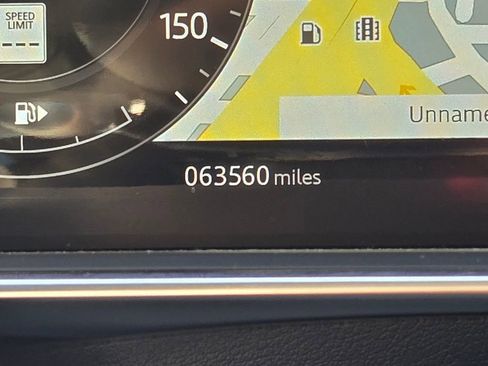 Used 2020 Land Rover Range Rover Sport HST image 27