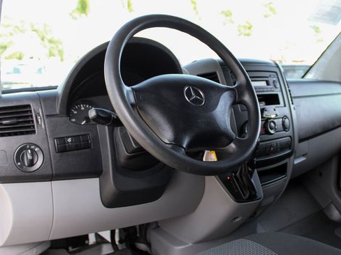 Used 2012 Mercedes-Benz Sprinter 3500 image 15