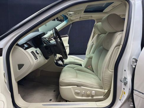 Used 2008 Cadillac DTS Performance FWD image 31