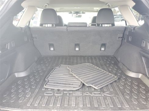 Certified 2025 Subaru Outback Onyx Edition image 8