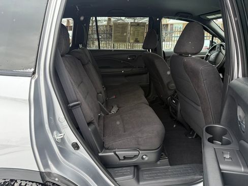 Used 2022 Honda Pilot Sport image 15