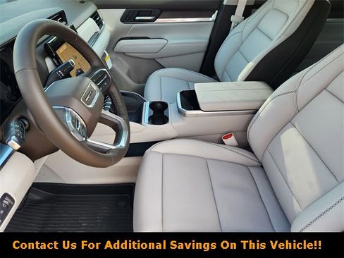 New 2026 GMC Terrain Denali w/ LPO, Black Badging Package image 9