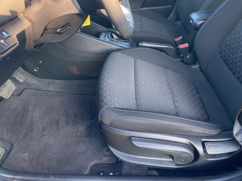 Used 2019 Kia Rio S image 26