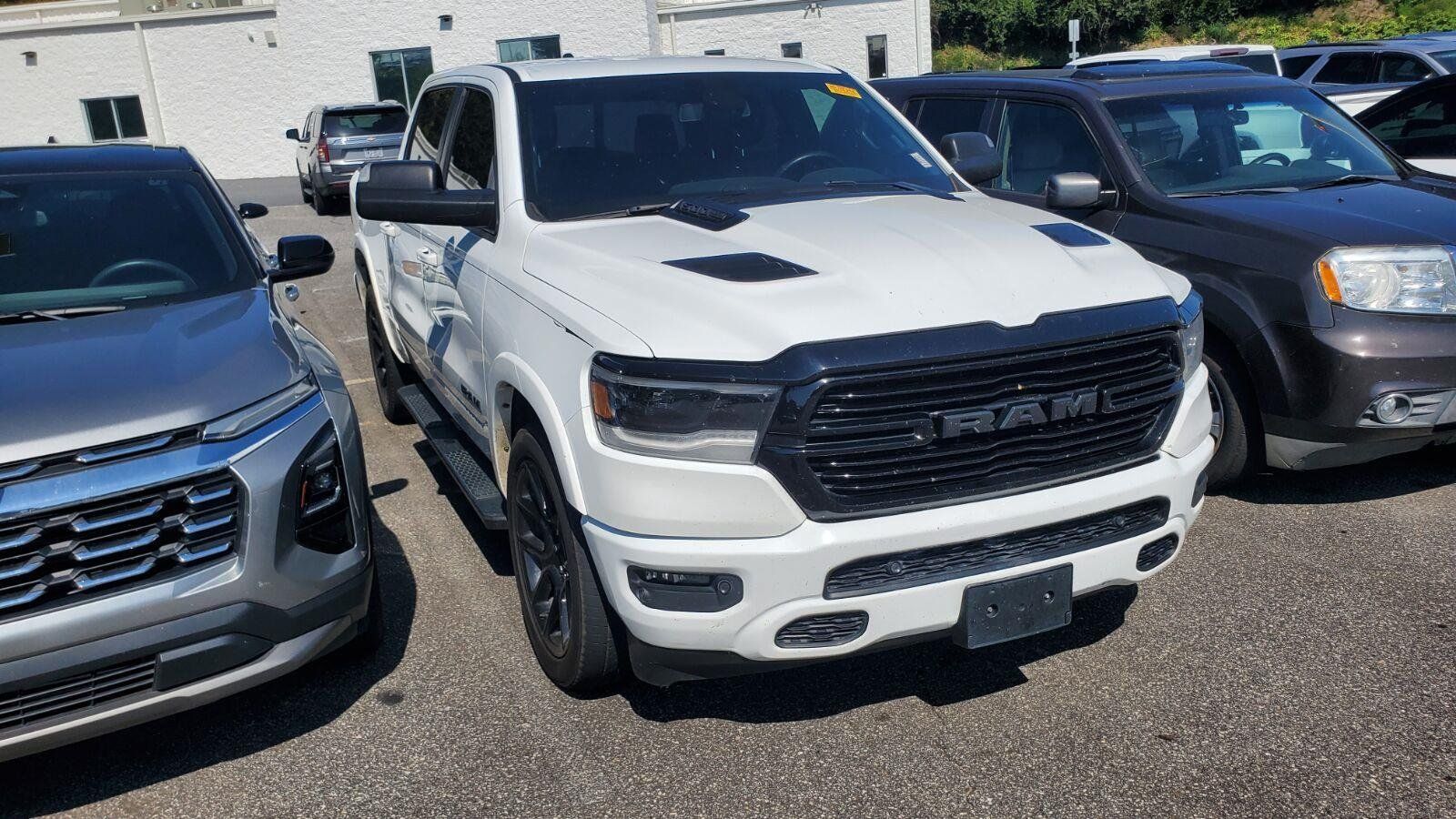 Used 2020 RAM 1500 Laramie RWD image 2