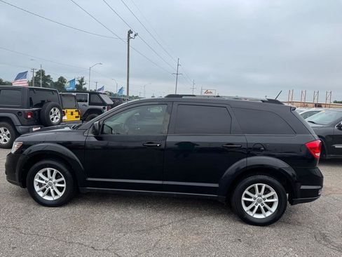 Used 2017 Dodge Journey SXT w/ Premium Group FWD image 6