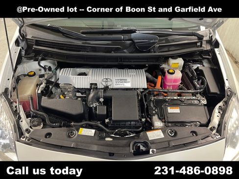 Used 2014 Toyota Prius Two FWD image 10