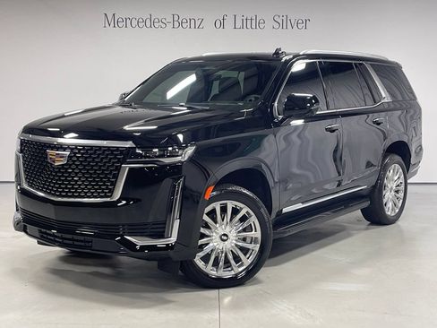 Used 2024 Cadillac Escalade Premium Luxury AWD/4WD image 1