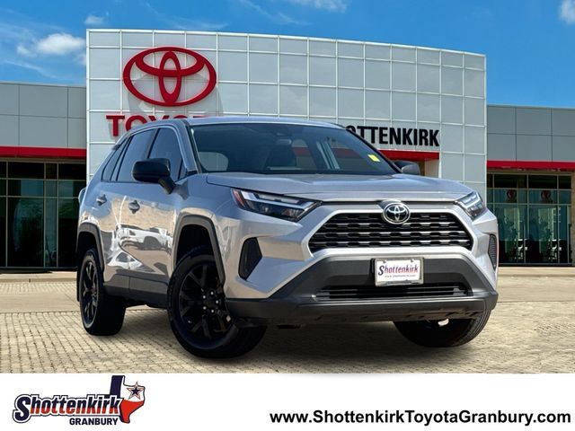 Used 2024 Toyota RAV4 LE FWD image 1
