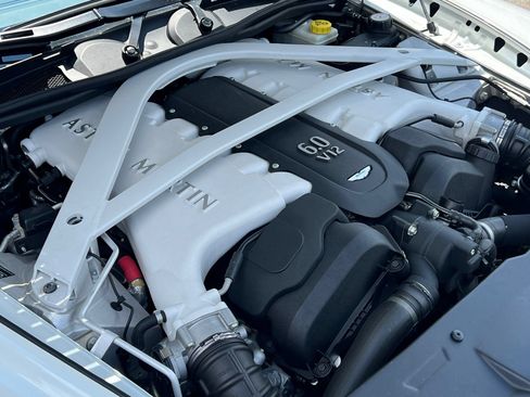 Used 2014 Aston Martin Rapide S RWD image 42