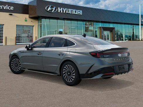 New 2026 Hyundai Sonata Limited FWD image 5