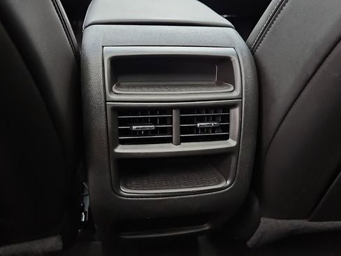 Used 2023 Cadillac XT5 Premium Luxury image 19