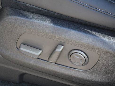 New 2026 Kia Carnival FWD image 28