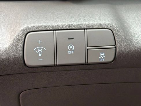 New 2026 Hyundai Elantra SE FWD image 22