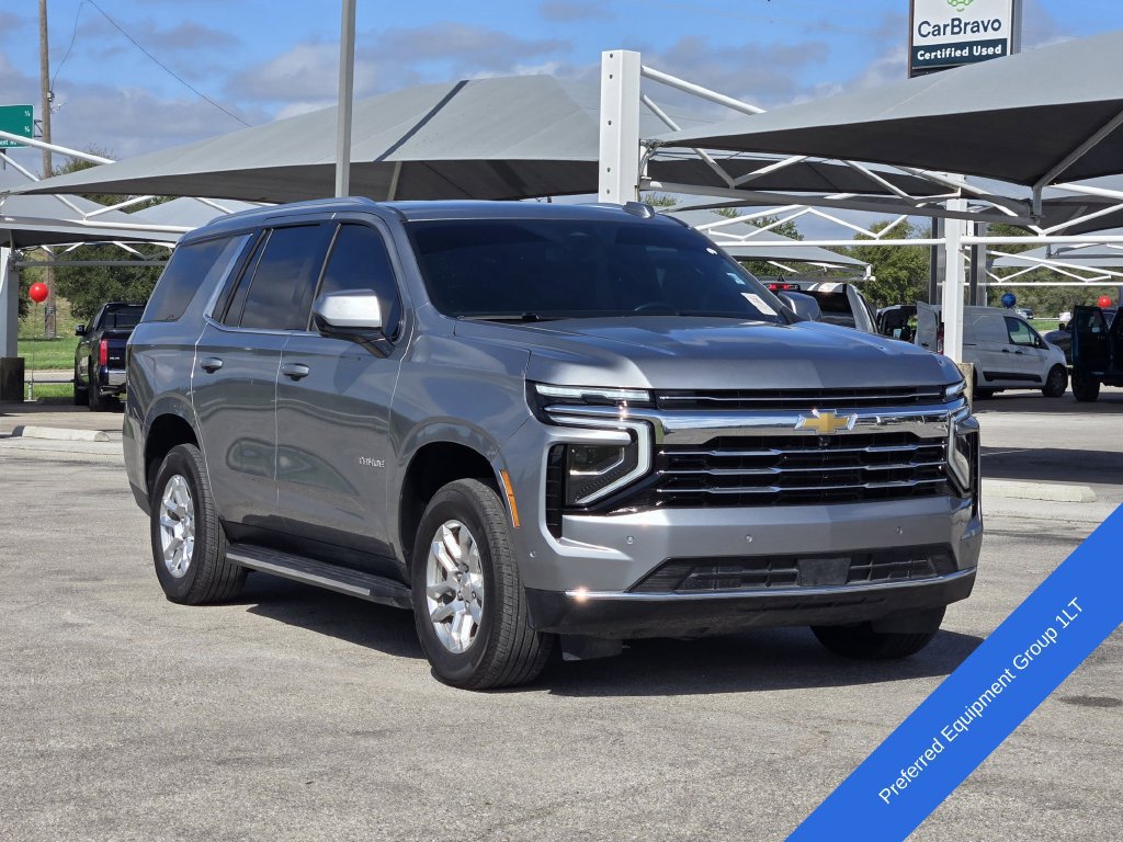Used 2025 Chevrolet Tahoe LT RWD image 3