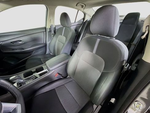Used 2025 Nissan Sentra SV w/ All-Weather Package FWD image 13