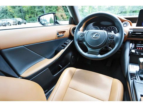 Used 2024 Lexus IS 350 F Sport RWD image 6