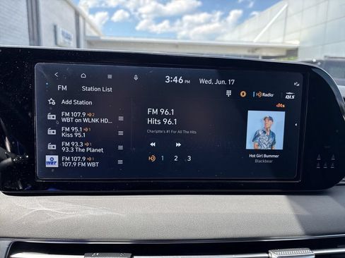 Used 2024 Hyundai Palisade Calligraphy AWD/4WD image 12