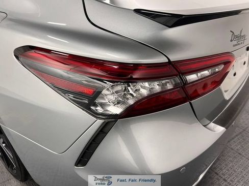 Used 2022 Toyota Camry XSE w/ Navigation Package FWD image 12