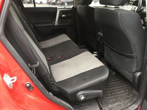 Used 2015 Toyota 4Runner SR5 AWD/4WD image 8