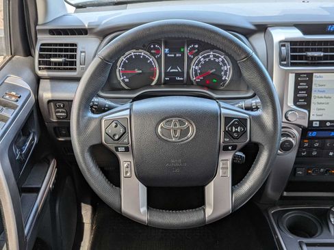Used 2020 Toyota 4Runner Limited AWD/4WD image 22