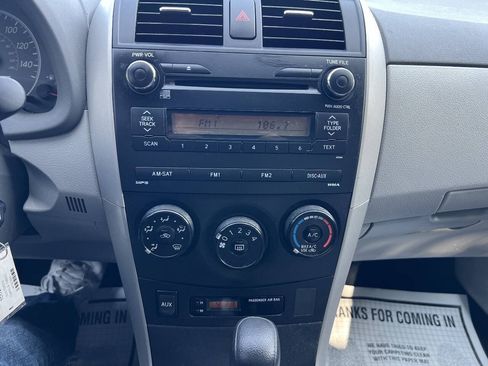 Used 2010 Toyota Corolla LE FWD image 23