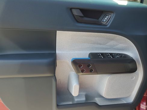 New 2026 Ford Maverick XLT AWD/4WD image 12