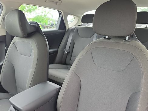 New 2026 Kia K4 FWD image 21