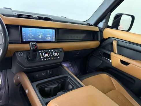 Used 2022 Land Rover Defender 110 X AWD/4WD image 22