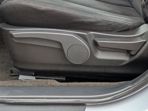 Used 2014 Subaru Outback 2.5i w/ Alloy Wheel Package image 19