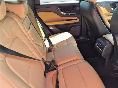 Used 2022 Lincoln Corsair Reserve w/ Equipment Group 201A FWD image 21