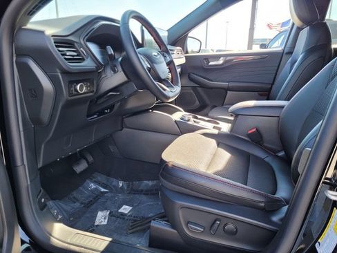 New 2026 Ford Escape ST-Line w/ Tech Pack #1 FWD image 29