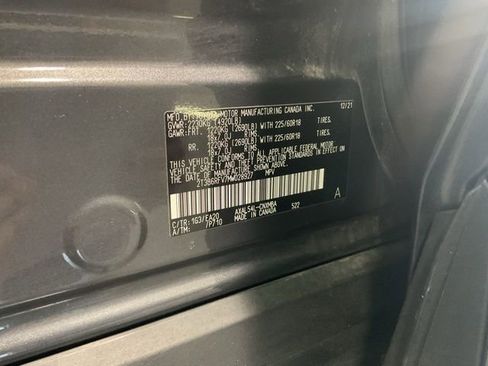 Used 2021 Toyota RAV4 AWD Hybrid image 24