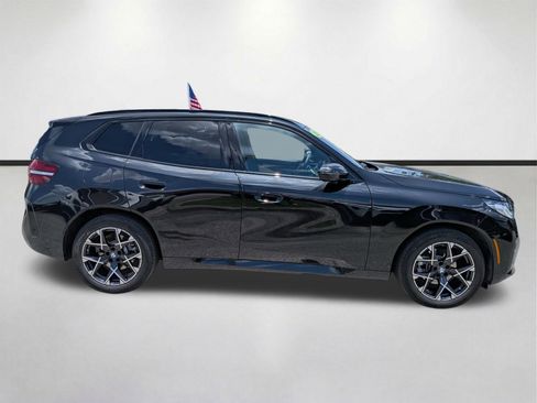 Used 2025 BMW X3 xDrive30i AWD/4WD image 3