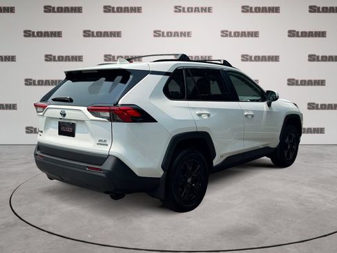 Used 2024 Toyota RAV4 XLE w/ Convenience Package AWD/4WD image 5
