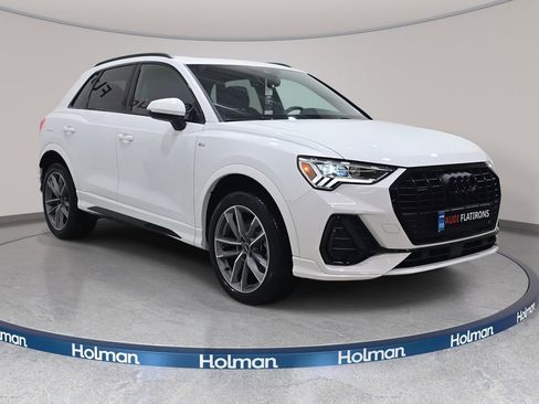 Used 2025 Audi Q3 2.0T Premium w/ Convenience Package AWD/4WD image 3