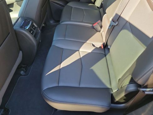 Used 2022 Cadillac XT5 Premium Luxury w/ Technology Package image 13