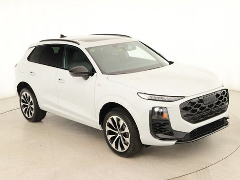 New 2026 Audi Q3 quattro 2.0T AWD/4WD image 37