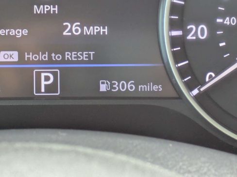 Used 2021 Nissan Sentra SR w/ SR Premium Package FWD image 31