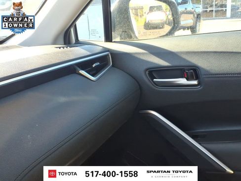 Used 2023 Toyota Corolla Cross XLE FWD image 24